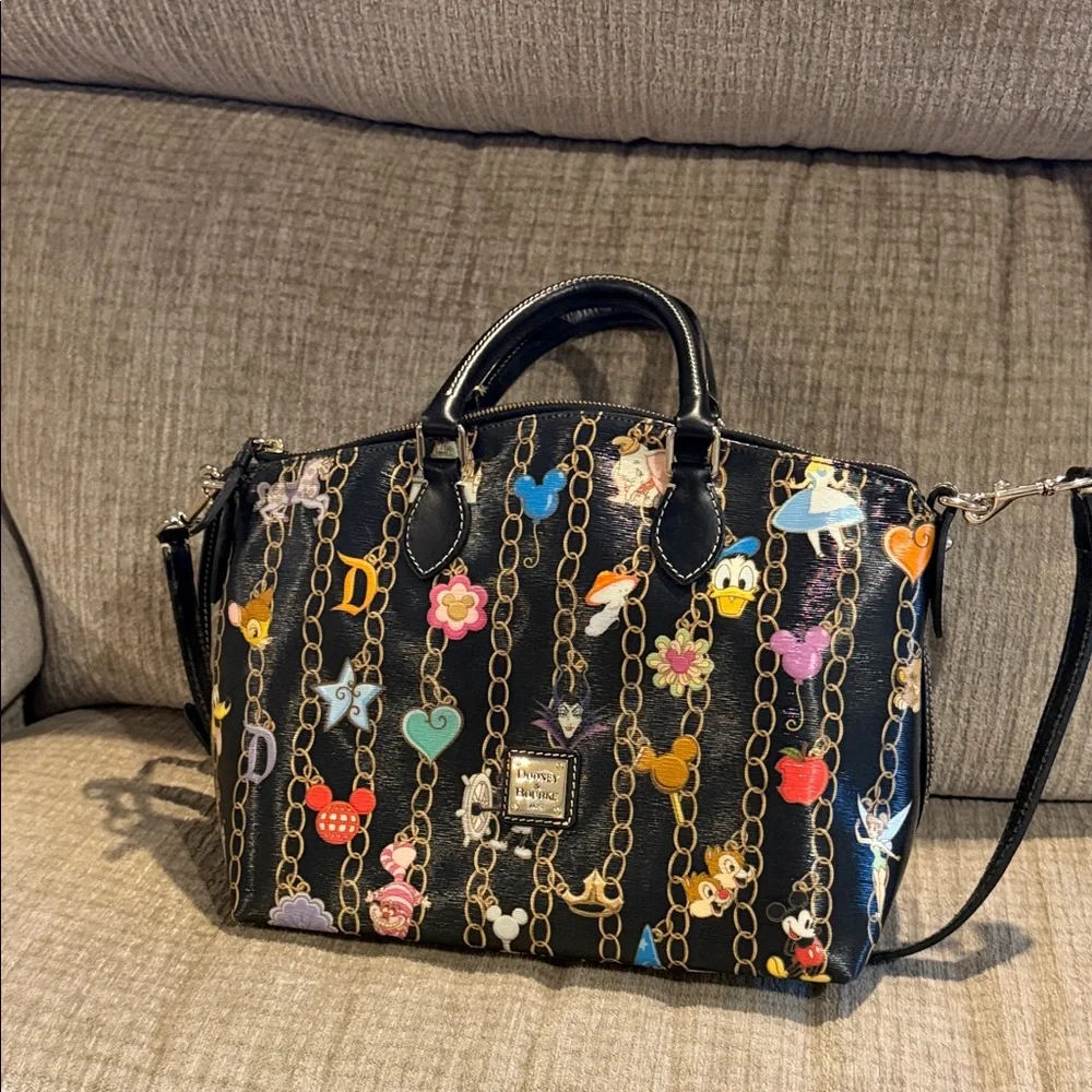Dooney & Bourke Disney 11 x 13 character satchel with detachable strap black - Picture 1 of 12
